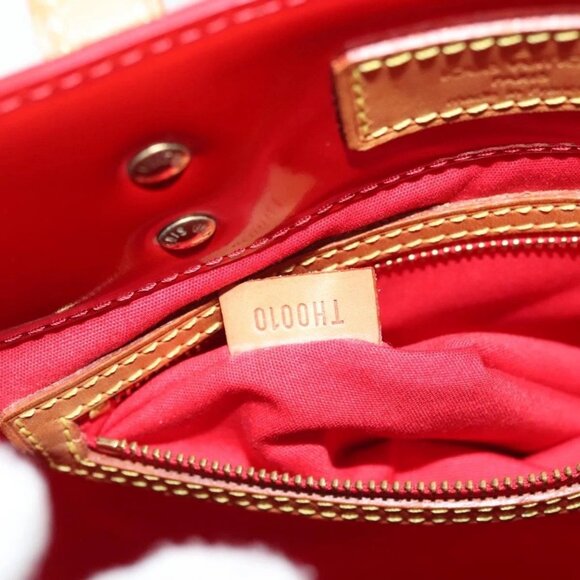 LOUIS VUITTON Monogram Vernis Reade MM Hand Bag Red Rouge M91086 LV Auth 139473 - Picture 11 of 16